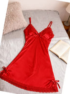 Isabella - Camisón satinado con encaje para noche sensual