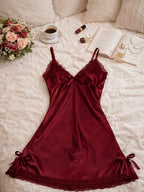 Isabella - Camisón satinado con encaje para noche sensual
