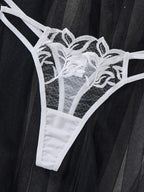 Diana - Conjunto blanco bordado de 2 piezas | Piel Canela | Imagen 6