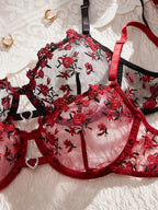 Salomé - Conjunto borgoña bordado de 4 piezas | Piel Canela | Imagen 5